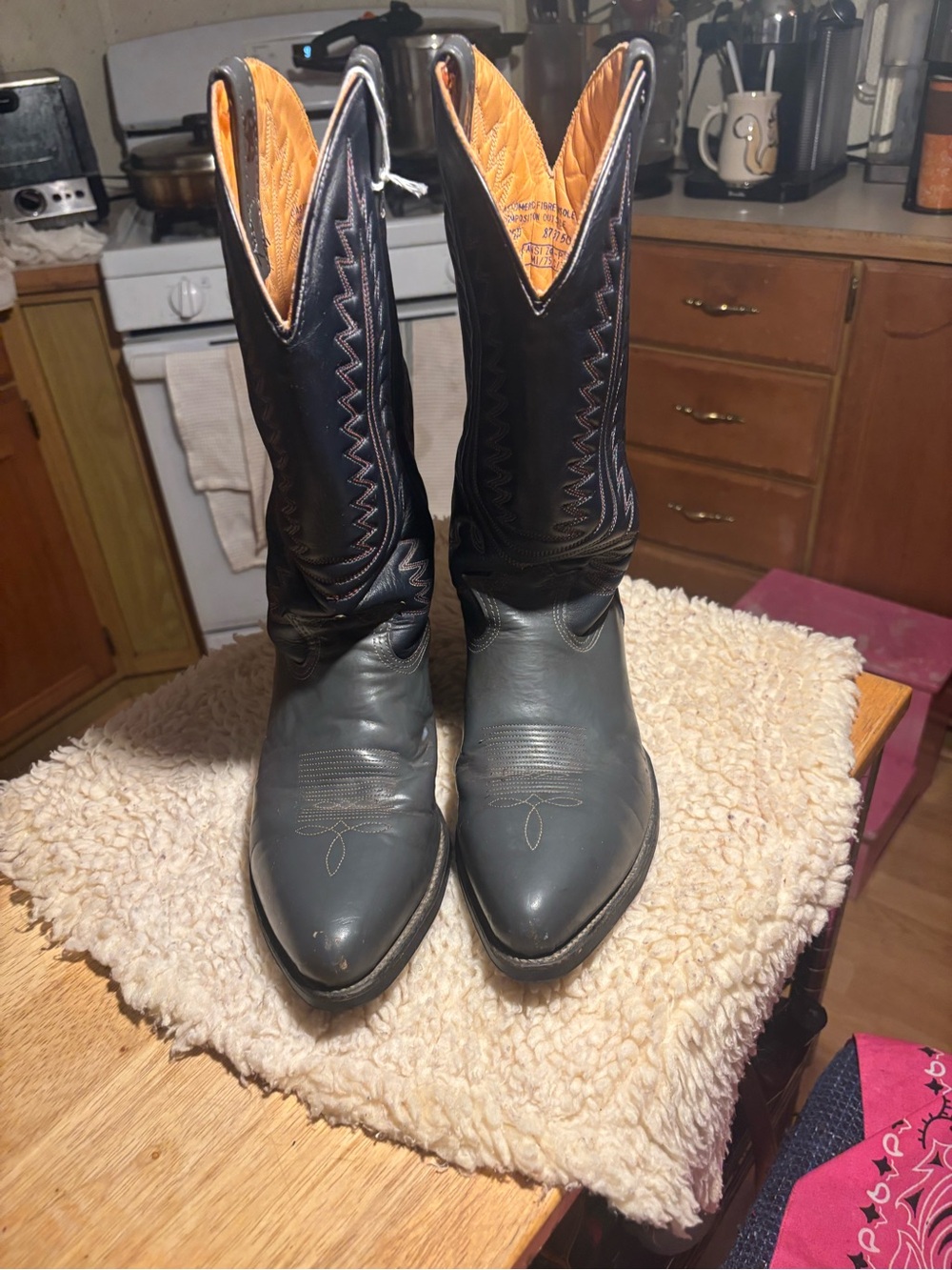 Mens leather Iron Age western boot size 9.5